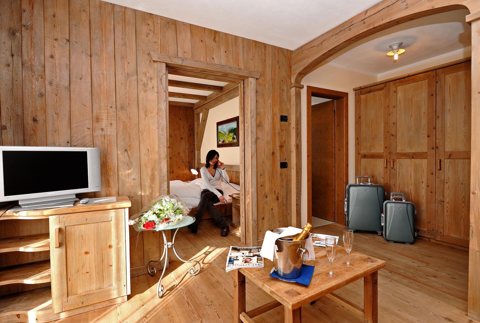Hotel Touring Livigno Eksteriør bilde